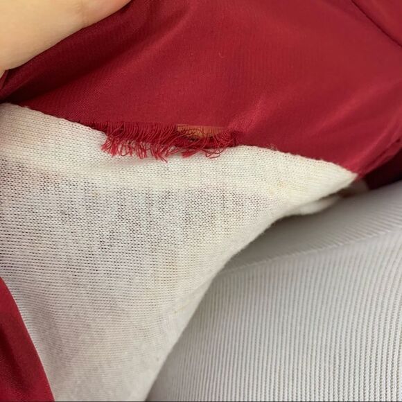 Vintage red and gold floral print windbreaker - Picture 7 of 8